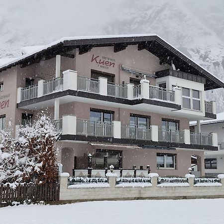 Gaestehaus Kuen Längenfeld Exteriér fotografie